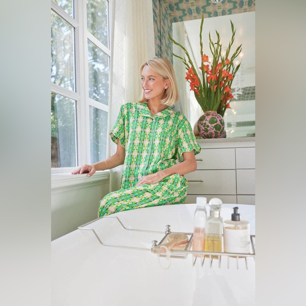 Brooks Avenue Scalloped Pajama Set Long Pant & Short Top Flora Green Size XS